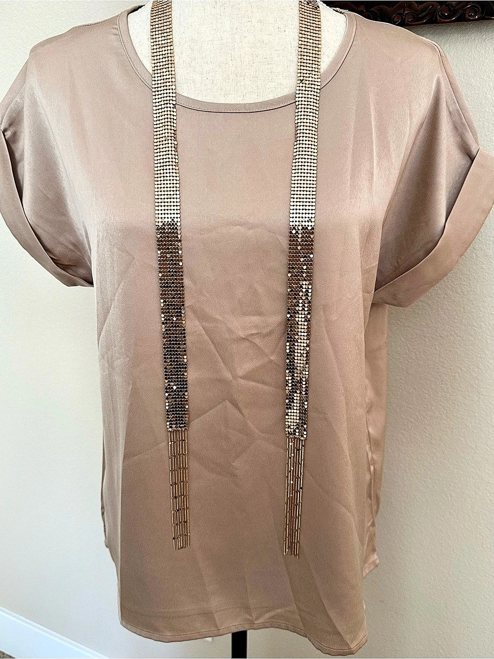 Emery Rose Short Sleeve Top in satiny tan color. Size Small, but runs large. NW